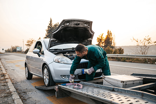 How to Prepare Your Car for Towing After a Breakdown